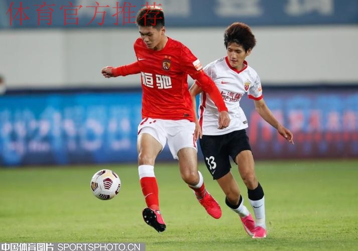 国足集训考察队员瞄准年轻化